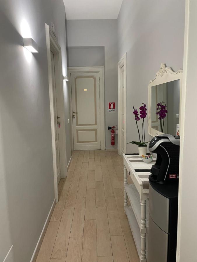 Ad Cavour Luxury Rooms - By Ad Roma מראה חיצוני תמונה