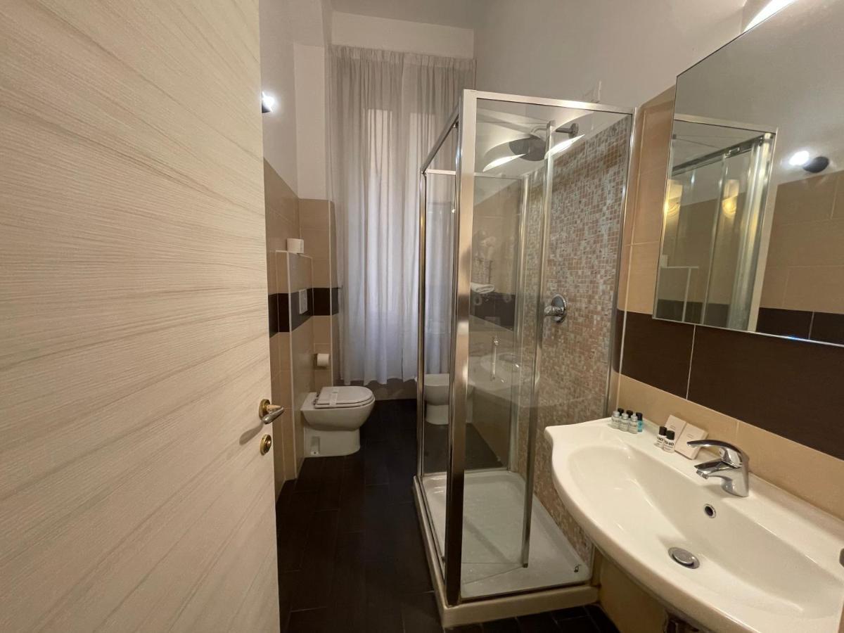 Ad Cavour Luxury Rooms - By Ad Roma מראה חיצוני תמונה