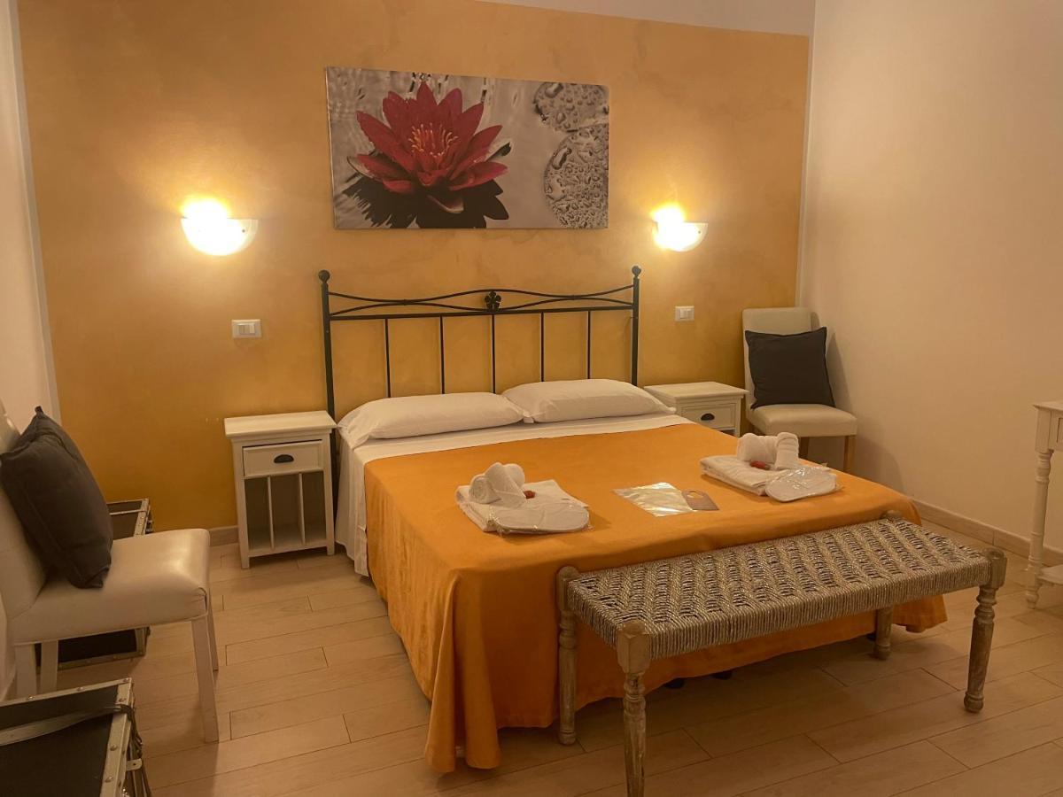 Ad Cavour Luxury Rooms - By Ad Roma מראה חיצוני תמונה