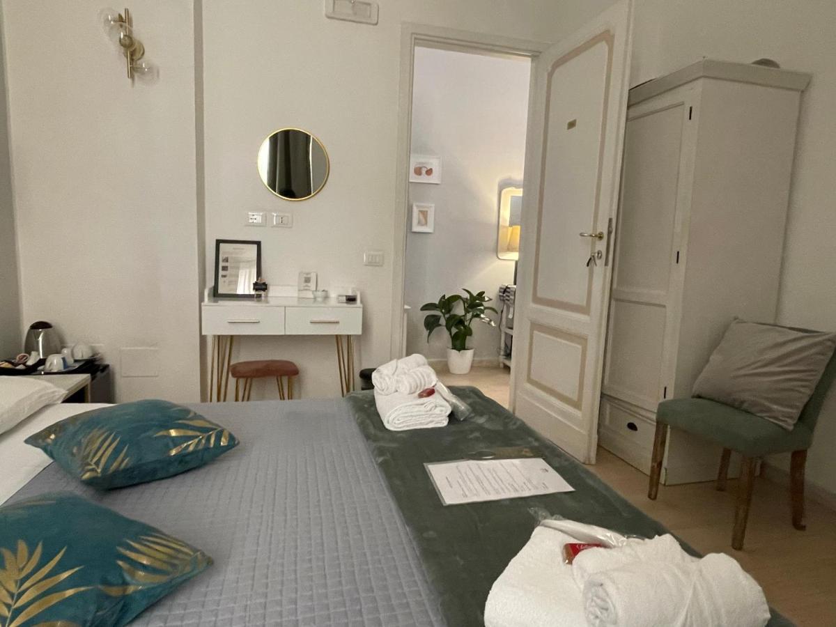 Ad Cavour Luxury Rooms - By Ad Roma מראה חיצוני תמונה