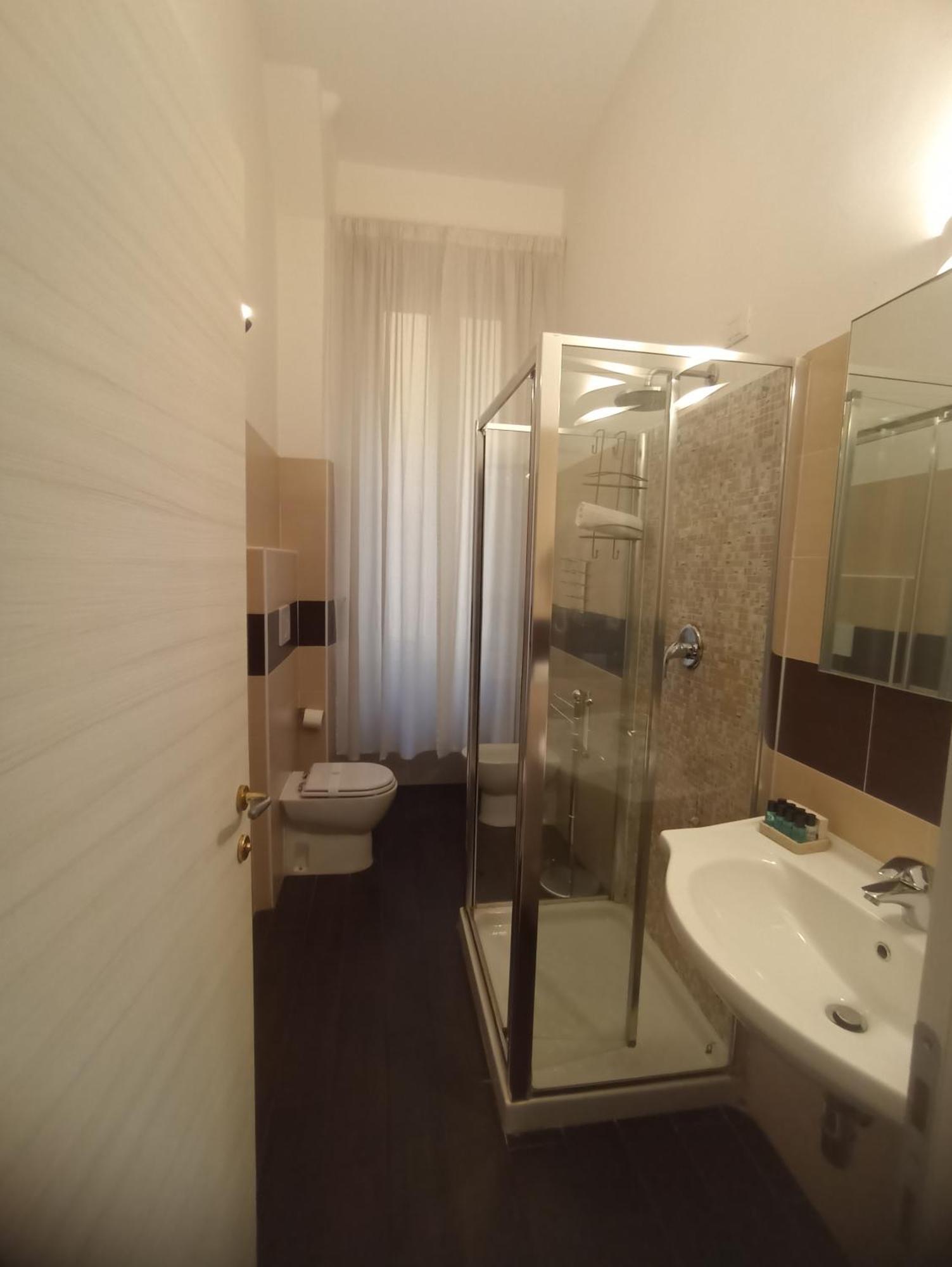 Ad Cavour Luxury Rooms - By Ad Roma חדר תמונה